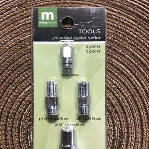 Universal Eyelet Setter Making Memories Tools